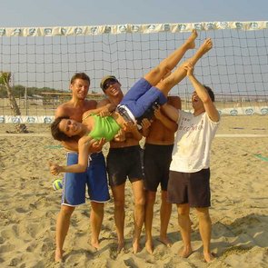 Beach-Volleyball nach dem Unterricht