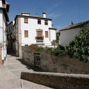 Typische Straße in Granada
